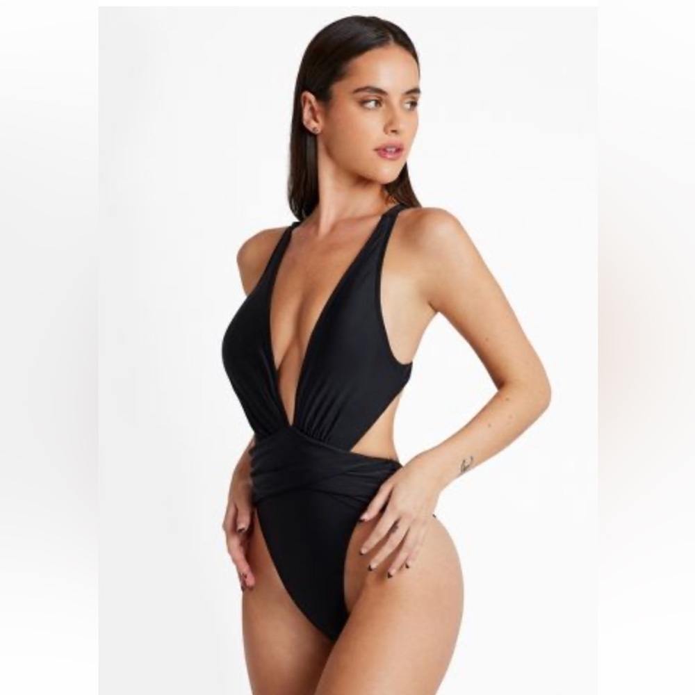 Cupshe, Women’s, Swimwear, Plunging Neck, High Leg, One Piece Swimsuit.
